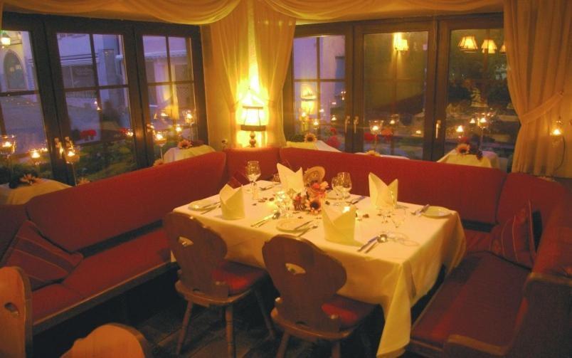Zum Treuen Bartel Hotel Markgröningen Екстериор снимка